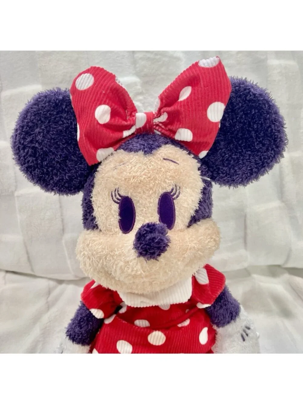 Disney Parks Minnie Mouse 14
